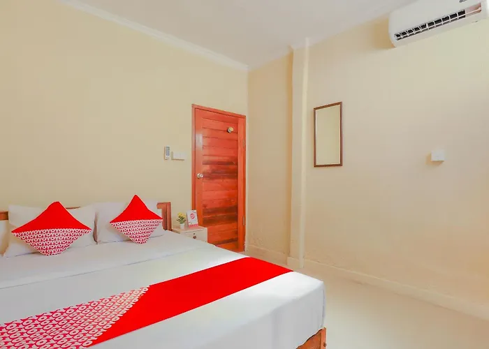 Hotel Oyo Life 90301 Hidden Village Uluwatu 2*