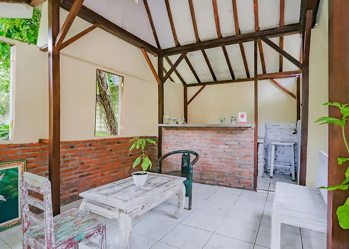Hotel Oyo Life 90301 Hidden Village Uluwatu