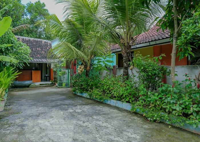 Hotel Oyo Life 90301 Hidden Village Uluwatu